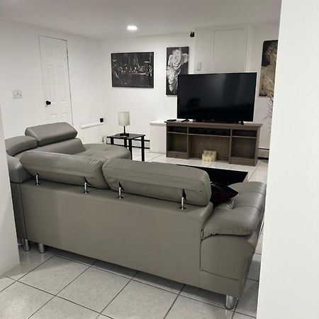 Cozy Spacious Guest Suite Englewood Exterior photo